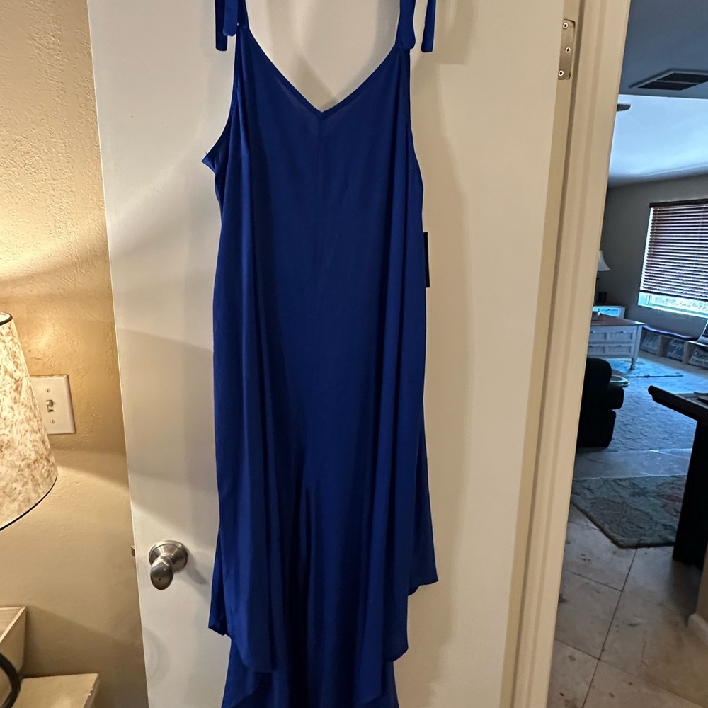 Vince Camuto Blue Sleeveless V-Neck Romper. New with tags